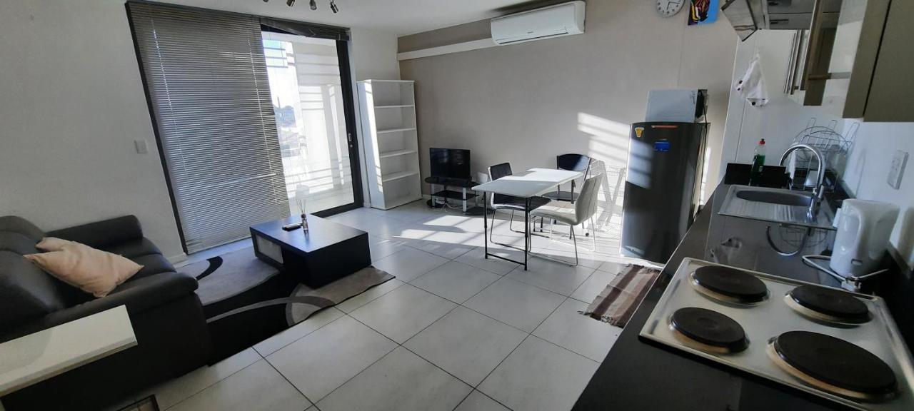 Kingelph Home-Stay วินด์ฮุก ภายนอก รูปภาพ